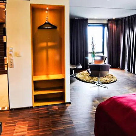 Comfort Square Hotel