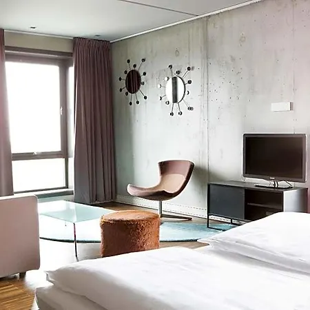 Comfort Square Отель 4*