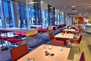 Отель Comfort Square 4*