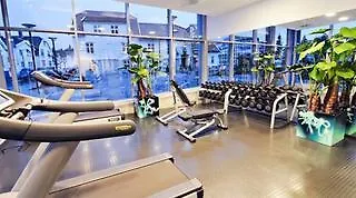 Comfort Square Отель 4*