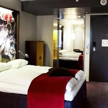 Comfort Square Hotel