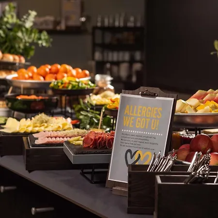 Hotel Comfort Square