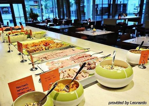 康福特茵酒店 4*