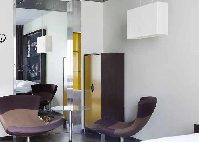 Comfort Square Ξενοδοχείο 4*