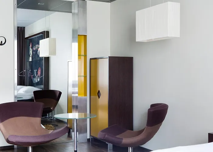 Szálloda Comfort Square 4*