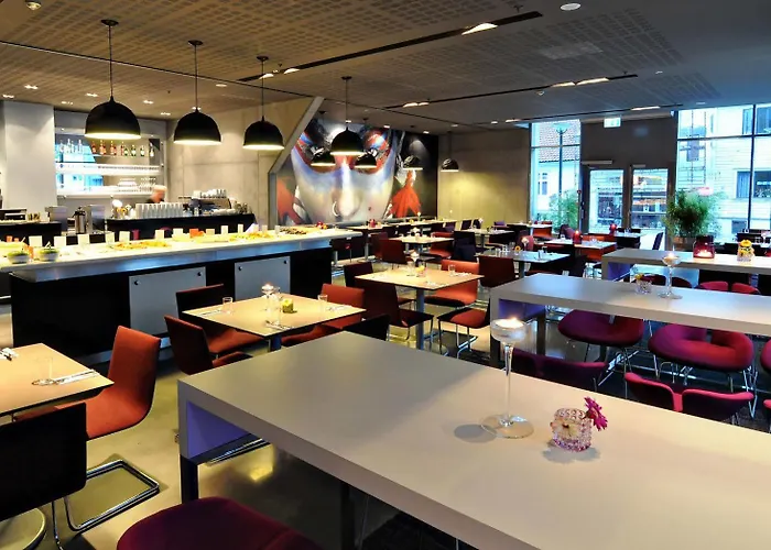 Comfort Square Szálloda 4*